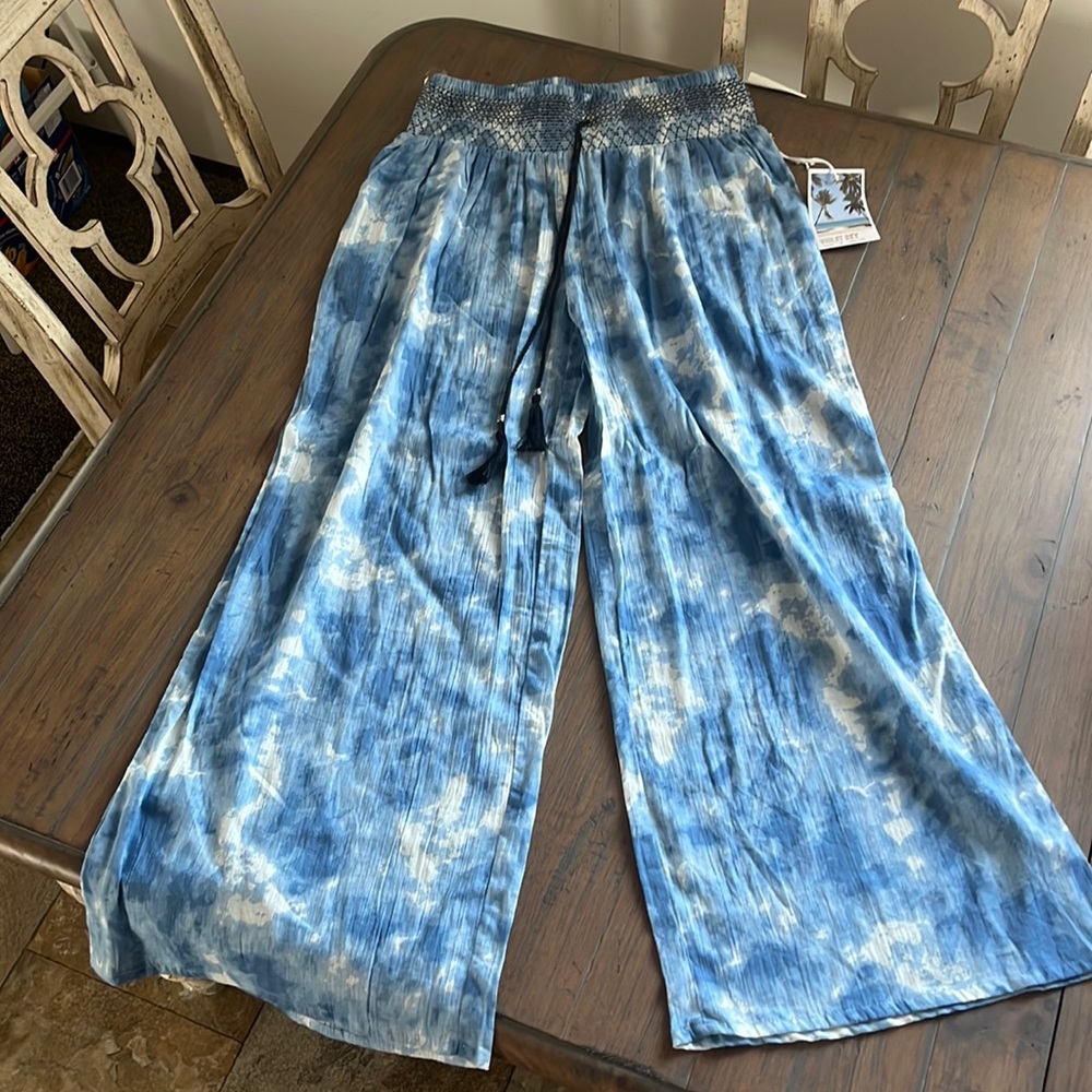 Light cotton pants